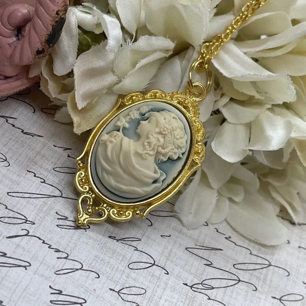 Bright Gold Grecian Greek Goddess Mythology Heart Wedding Jewelry necklace Cameo - Picture 2 of 10